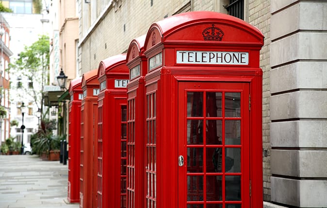 Červené telefonní budky: K čemu sakra slouží dnes?